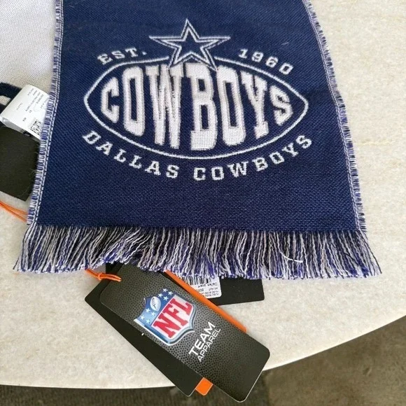 Hugo Boss X NFL COWBOYS Scarf, Wool-blend, new with tag, Made in Italy